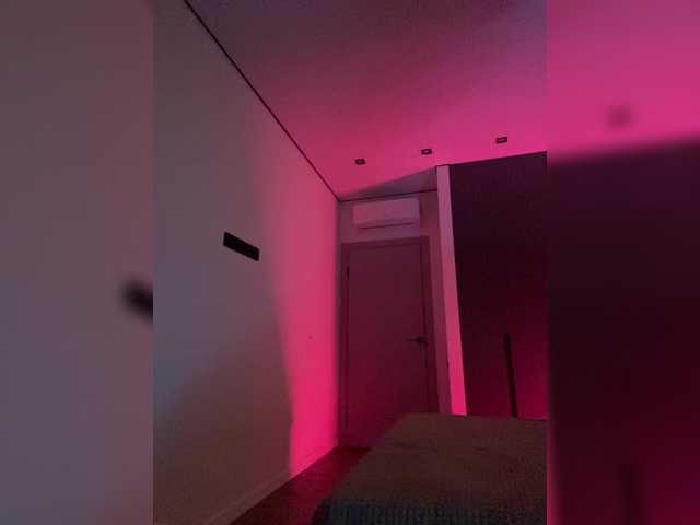 Zrzuty ekranu transmisji HotGirlEva