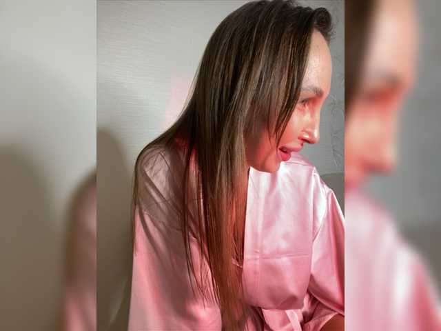 Zrzuty ekranu transmisji HOT_honey