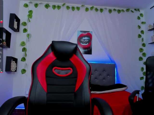 Zrzuty ekranu transmisji Hotsex-sc1