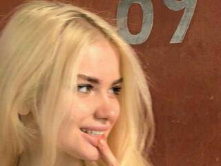 Erotyczny czat wideo HotSexyBaby