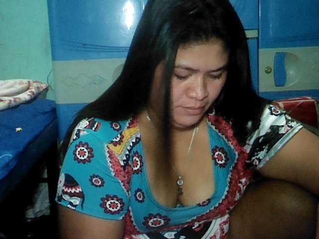 Zrzuty ekranu transmisji HottAsianBabe