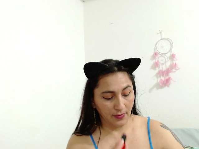 Zdjęcia HotxKarina Hello¡¡¡ latina#play naked for 100 tips#boob for 30# make happy day @total Wanna get me naked? Take me to Private chat and im all yours @sofar @remain Wanna get me naked? Take me to Private chat and im all yours @latina @squirt