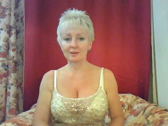 Zdjęcia Enigma4UpigsSxS I like to play, strip dance and masturbate on camera.. In privat of course :) :)