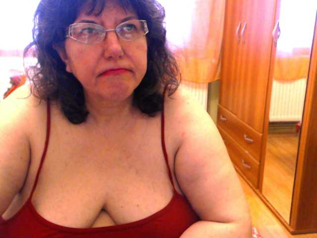 Zdjęcia HugeTitsXXX Hi my Guests! Welcome to my room! Hope you are feeling good today Enjoy, relax and have fun!! My pussy is very hot and wet now ... we can masturbate together if you give me 160 tokens.