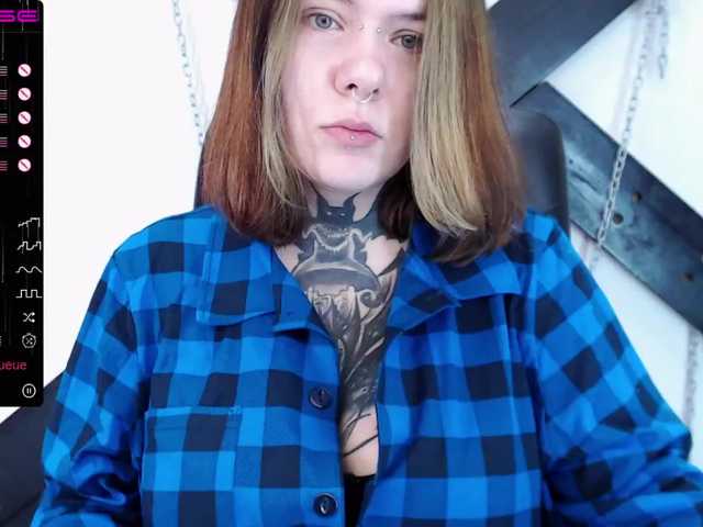 Zrzuty ekranu transmisji Icewomanx