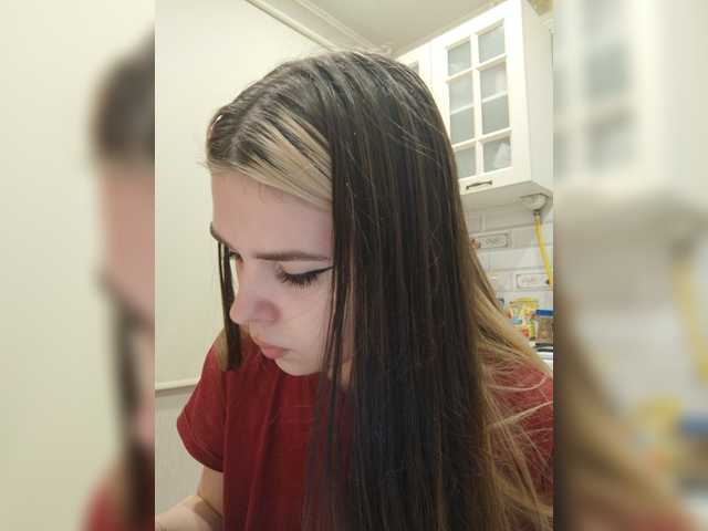 Zrzuty ekranu transmisji iloveqni