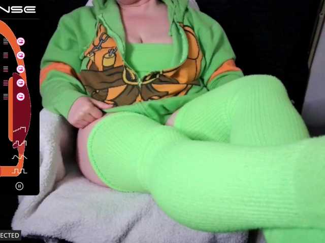 Zdjęcia imaboulder Socks off at 500 TKNS Sweater off at 2,000 TKNS Social in bio to subscribe and DM me