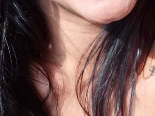 Erotyczny czat wideo Indiasuh