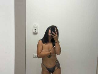 Erotyczny czat wideo MiraNights