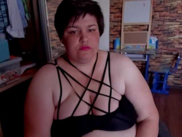 Zrzuty ekranu transmisji IonyElla28