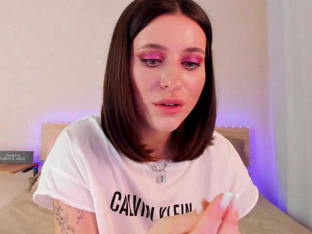 Zrzuty ekranu transmisji baby1moretime