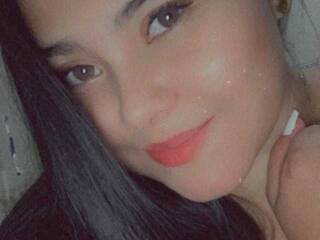 Erotyczny czat wideo isabella-xue0