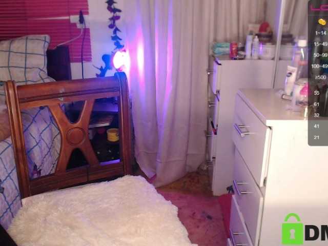 Zrzuty ekranu transmisji isabelladoux