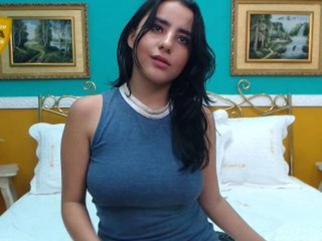 Zrzuty ekranu transmisji IsabellaRoger