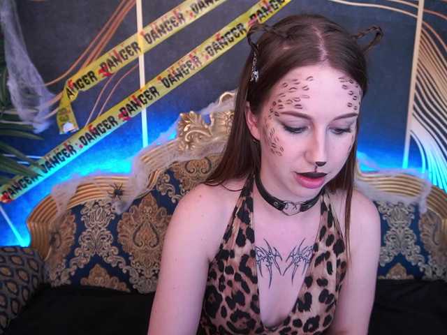 Zrzuty ekranu transmisji IsabelleDior