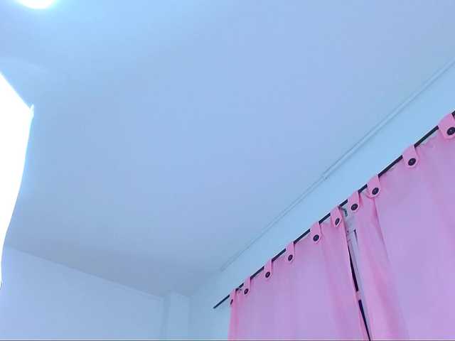 Zrzuty ekranu transmisji IsaPetite1