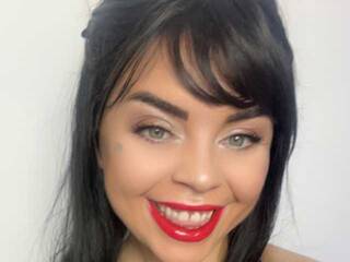 Erotyczny czat wideo IsisSquirt