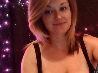 Erotyczny czat wideo Itsashh