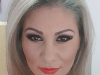 Erotyczny czat wideo Iuliaxxxtasyy