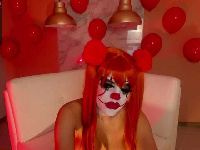Zdjęcia IvyRogers Goal: FingeringCum 562 left | let's celebrate this halloween with a good cumshow! PVT is on♥