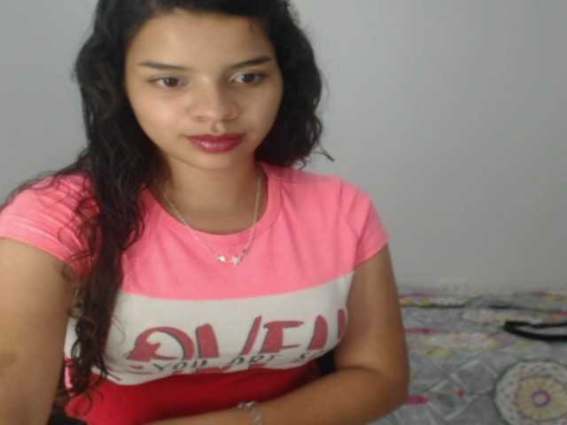 Zrzuty ekranu transmisji jadeEiffel