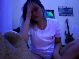 Zdjęcia HYPNOTIC_WOLF throw 5 tokens, give me a compliment :)