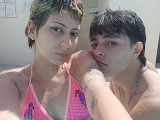 Erotyczny czat wideo james-and-rouse