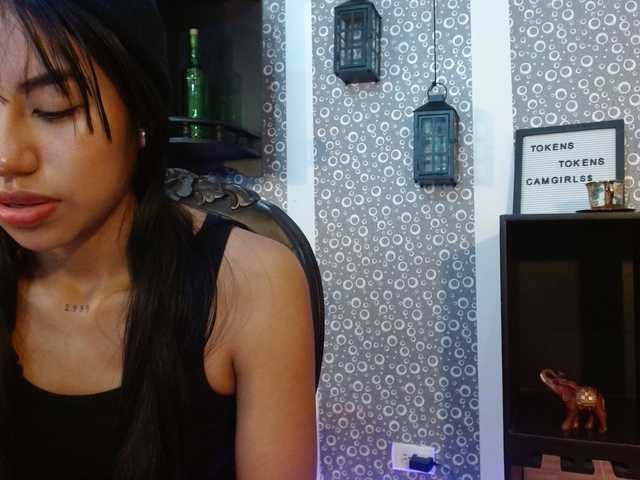 Zdjęcia jasmin-020 Hi welcome to my room, im new here pls be nice and respect the tip menu..... 333 - 331 STRIP SHOW AND TWERK #nw #colombian #latin #squirt