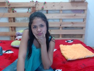 Zdjęcia jenifer-00 guys I'm new, come and support me ! naked goal and you show ass!