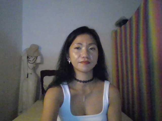 Zdjęcia TinaJade Join me for a hot private chat. Lets have fun together :-) #asian #massage #dancing #chatting #milf