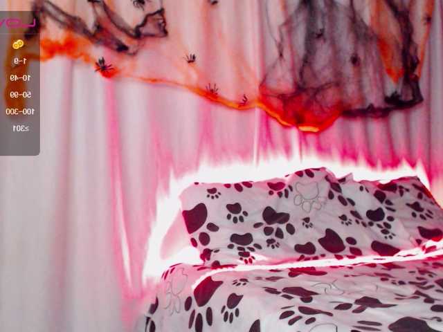 Zrzuty ekranu transmisji JennaLanee