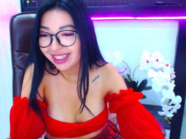 Zrzuty ekranu transmisji Jennycharming