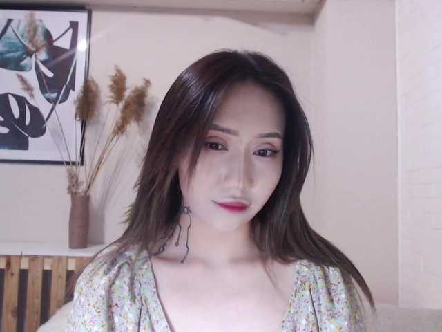 Zrzuty ekranu transmisji jenycouple