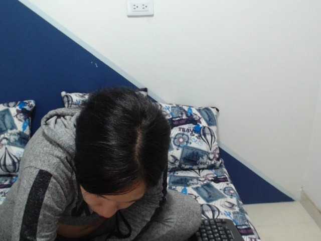 Zrzuty ekranu transmisji jessax