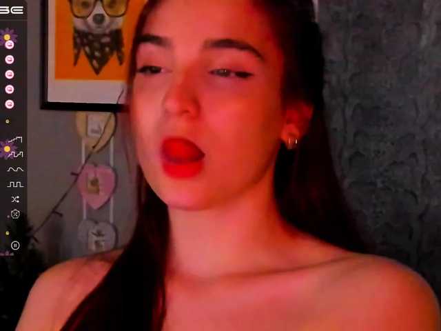 Zrzuty ekranu transmisji JessicaMiles