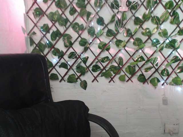 Zrzuty ekranu transmisji Jessicaredx