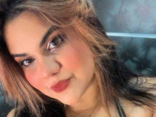 Erotyczny czat wideo Jessie-Bellucci