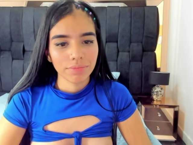 Zrzuty ekranu transmisji JessieDewit