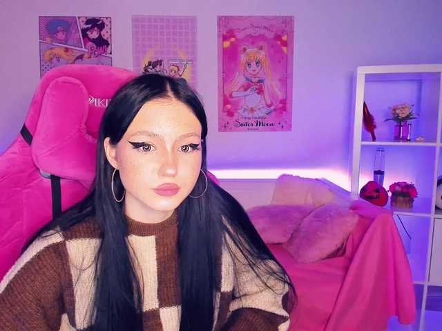 Zrzuty ekranu transmisji JoaneMoris