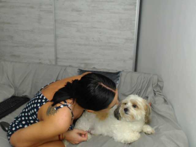 Zrzuty ekranu transmisji BadKarmaah