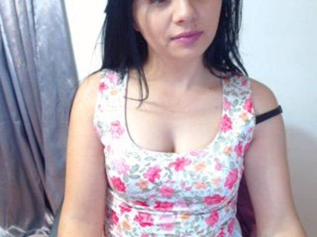 Zrzuty ekranu transmisji JolieNicole