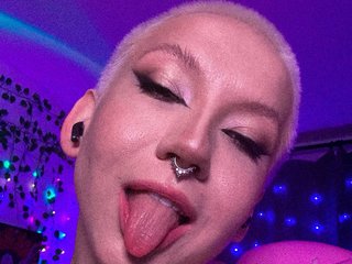 Erotyczny czat wideo joyce_treier