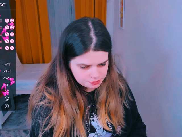 Zrzuty ekranu transmisji JoyOnee