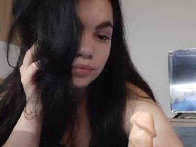 Zrzuty ekranu transmisji JuliaaaGold