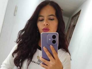 Erotyczny czat wideo Juliana-rosee