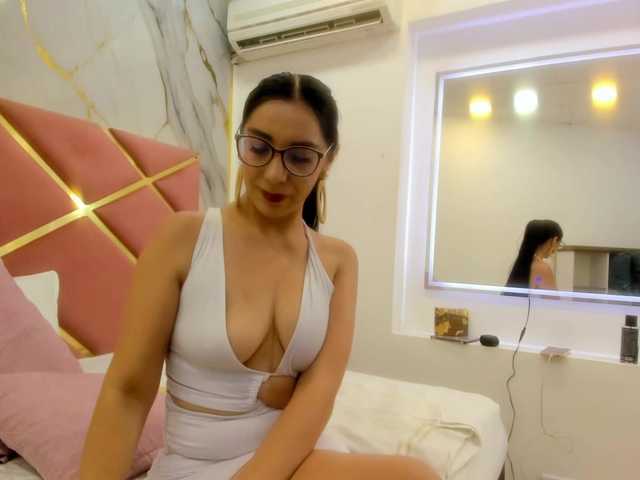 Zrzuty ekranu transmisji julianaa-31