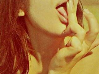 Erotyczny czat wideo JulieJu