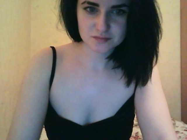 Zrzuty ekranu transmisji JuneCalhoun