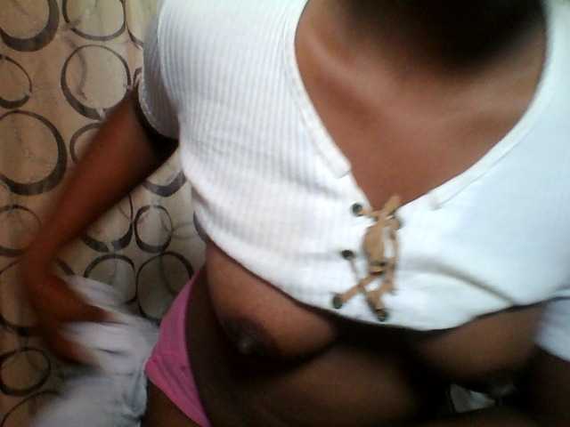 Zrzuty ekranu transmisji justine33