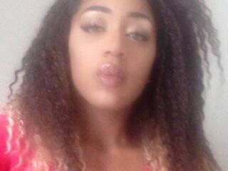 Erotyczny czat wideo KaraJewel